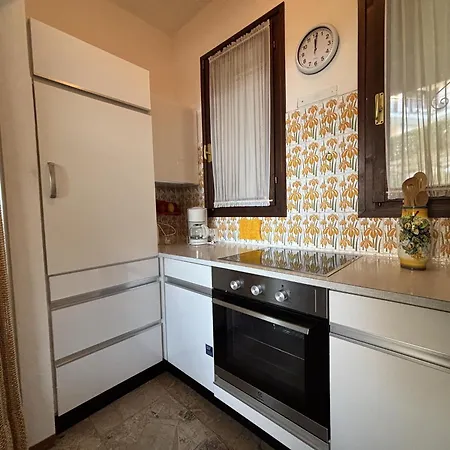 Carmen Apartmán Luino